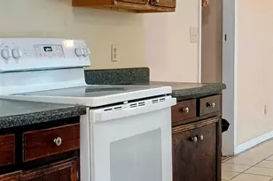 1607 Carousel Cir, Columbia, SC 29201 - Photo 5