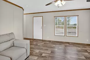 1379 Cheraw Rd, Cassatt, SC 29032 - Photo 9