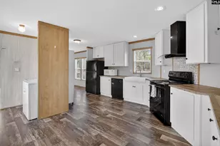 1379 Cheraw Rd, Cassatt, SC 29032 - Photo 13