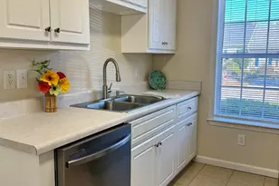 102 Elders Pond Cir, Columbia, SC 29229 - Photo 9