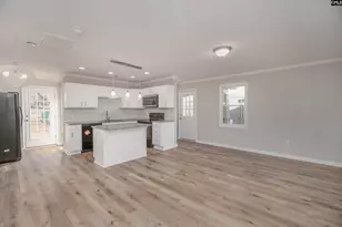 236 Adkins Cir, West Columbia, SC 29172 - Photo 3