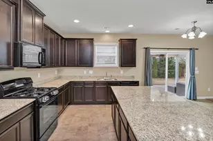 215 Sunny View Ln, Lexington, SC 29073 - Photo 11