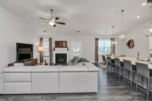 208 Doe Mdw Ln, Elgin, SC 29045 - Photo 5