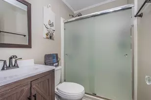 53 Hartford Heights St, Newberry, SC 29108 - Photo 17