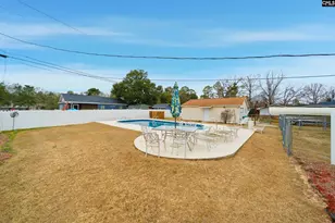 1116 Lee Cir, West Columbia, SC 29170 - Photo 9