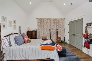 813 Burwell Ln, Columbia, SC 29205 - Photo 33