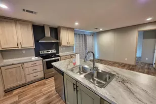 1014 Hull Ln, Williston, SC 29853 - Photo 5