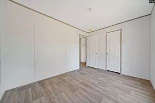 88 Lady Ashley Dr, Saint Matthews, SC 29135 - Photo 15