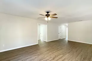 836 White Fawn Dr, Hopkins, SC 29061 - Photo 7