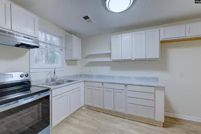 5525 Randall Avenue, Columbia, SC 29203 - Photo 3