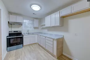 5525 Randall Ave, Columbia, SC 29203 - Photo 7