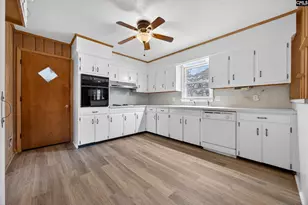 1336 Redwood Dr, West Columbia, SC 29169 - Photo 5