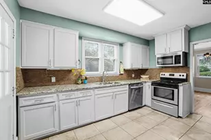 1708 York Dr, Columbia, SC 29204 - Photo 9