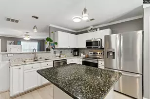 126 Red Pine Dr, Lexington, SC 29073 - Photo 9