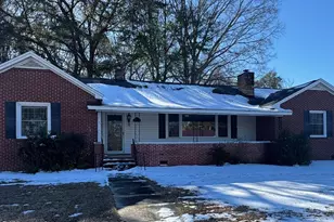 110 Harris St, Bishopville, SC 29010 - Photo 3