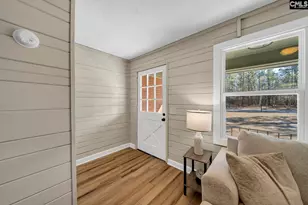 139 E Chateau Dr, West Columbia, SC 29170 - Photo 3