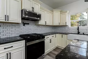 314 Park Ln, West Columbia, SC 29170 - Photo 13