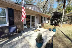 6033 Robinwood Rd, Columbia, SC 29206 - Photo 5