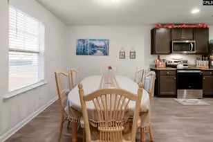 205 Carriagebrook Cir, Camden, SC 29020 - Photo 7