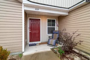 205 Carriagebrook Cir, Camden, SC 29020 - Photo 3