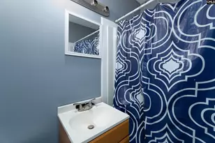 121 Coker St, Darlington, SC 29532 - Photo 9