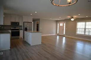 860 E Steele Rd, West Columbia, SC 29170 - Photo 19