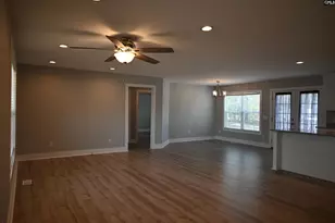 860 E Steele Rd, West Columbia, SC 29170 - Photo 9