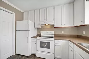940 Glenn Street 303, West Columbia, SC 29169 - Photo 17