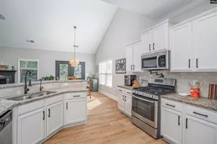 504 Links Pointe Ct, Chapin, SC 29036 - Photo 11