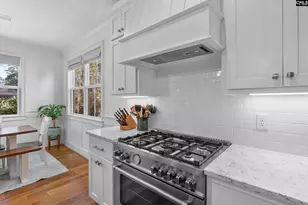 839 Burwell Ln, Columbia, SC 29205 - Photo 11