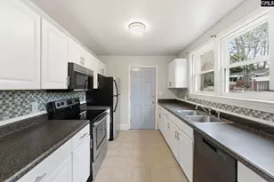 91 Hutto Ct, Columbia, SC 29204 - Photo 9