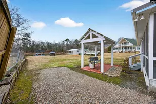 1037 Natures Cove Rd, Saluda, SC 29138 - Photo 7