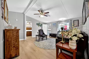 1037 Natures Cove Rd, Saluda, SC 29138 - Photo 17