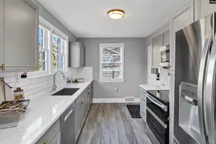 308 S Bonham Rd, Columbia, SC 29205 - Photo 13