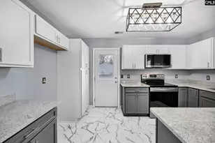 120 W Horn Ct, Chapin, SC 29036 - Photo 9