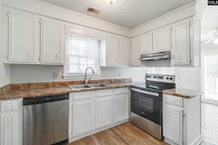 812 N Royal Tower Dr, Irmo, SC 29063 - Photo 9