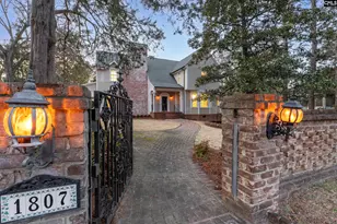 1807 Brevard Pl, Camden, SC 29020 - Photo 1