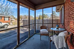 916 Seminole Dr, West Columbia, SC 29169 - Photo 5