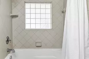 808 Poinsettia St, Columbia, SC 29205 - Photo 37