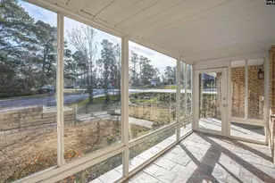 1101 Sunnyside Dr, Columbia, SC 29204 - Photo 5