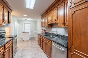 612 Valhalla Dr, Columbia, SC 29229 - Photo 15