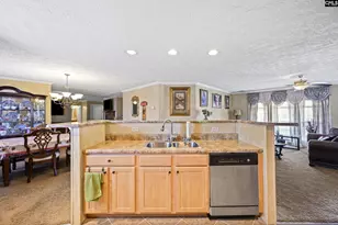 2153 Lazy Pines Rd, Darlington, SC 29540 - Photo 5