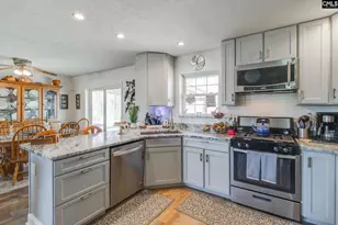 1080 Fox Young Rd, Wagener, SC 29164 - Photo 25