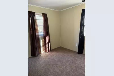 219 Silverberry Lane, Saint Matthews, SC 29135 - Photo 5