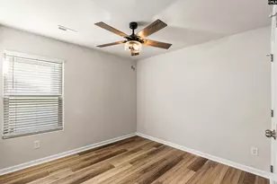 1323 Clemons Ln, Gilbert, SC 29054 - Photo 17