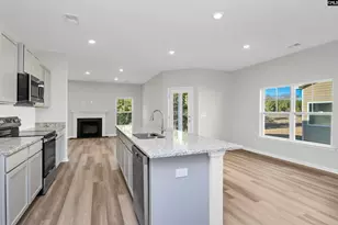 131 Middlesex Ct, Lugoff, SC 29078 - Photo 9