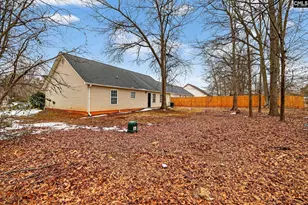 531 Lavendula St, Spartanburg, SC 29301 - Photo 7