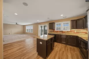 76 Crusader Ct, Elgin, SC 29045 - Photo 9