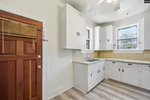 3838 Wellesley Dr, Columbia, SC 29203 - Photo 9