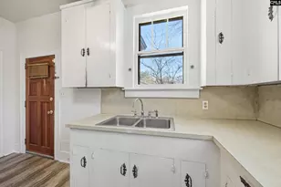 3838 Wellesley Dr, Columbia, SC 29203 - Photo 13